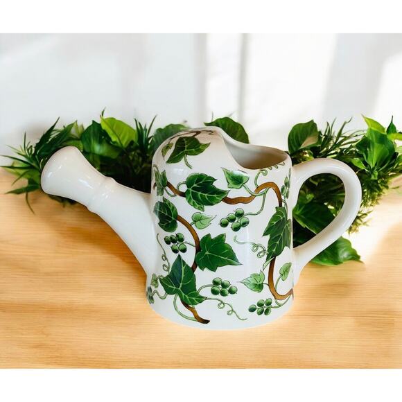 VINTAGE Ceramic Ivy Leaves & Berries Motif Watering Can Japan Kitchen Decor - Picture 1 of 4